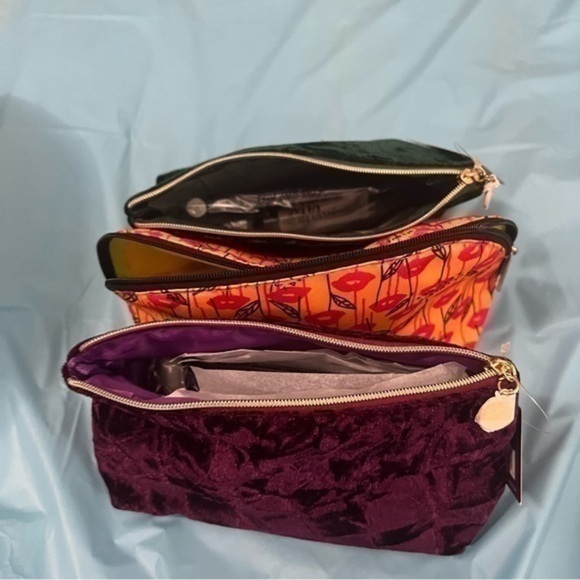 Clinique Ulta Bundle - Picture 1 of 16